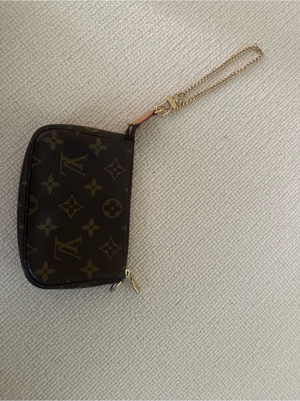 Louis Vuitton Monogram Canvas Mini Pochette with Chain - Brown - Picture 4 of 7